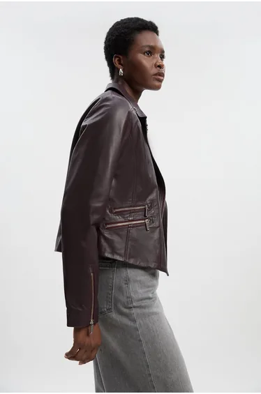 جاكيت كارين ميلين جلد بنفسجي