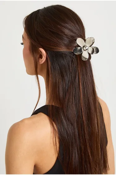 Silver Flower Claw Clip - silver