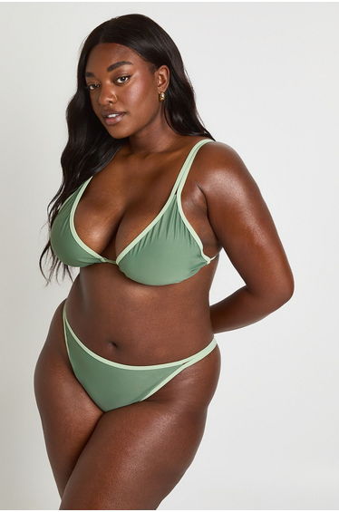Plus Contrast Bikini Top - green