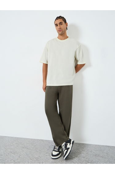 Men White Oversized Graphic Print Jersey T-Shirt