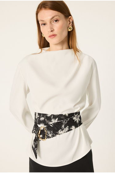 SATIN BLOUSE WITH TIE DETAIL