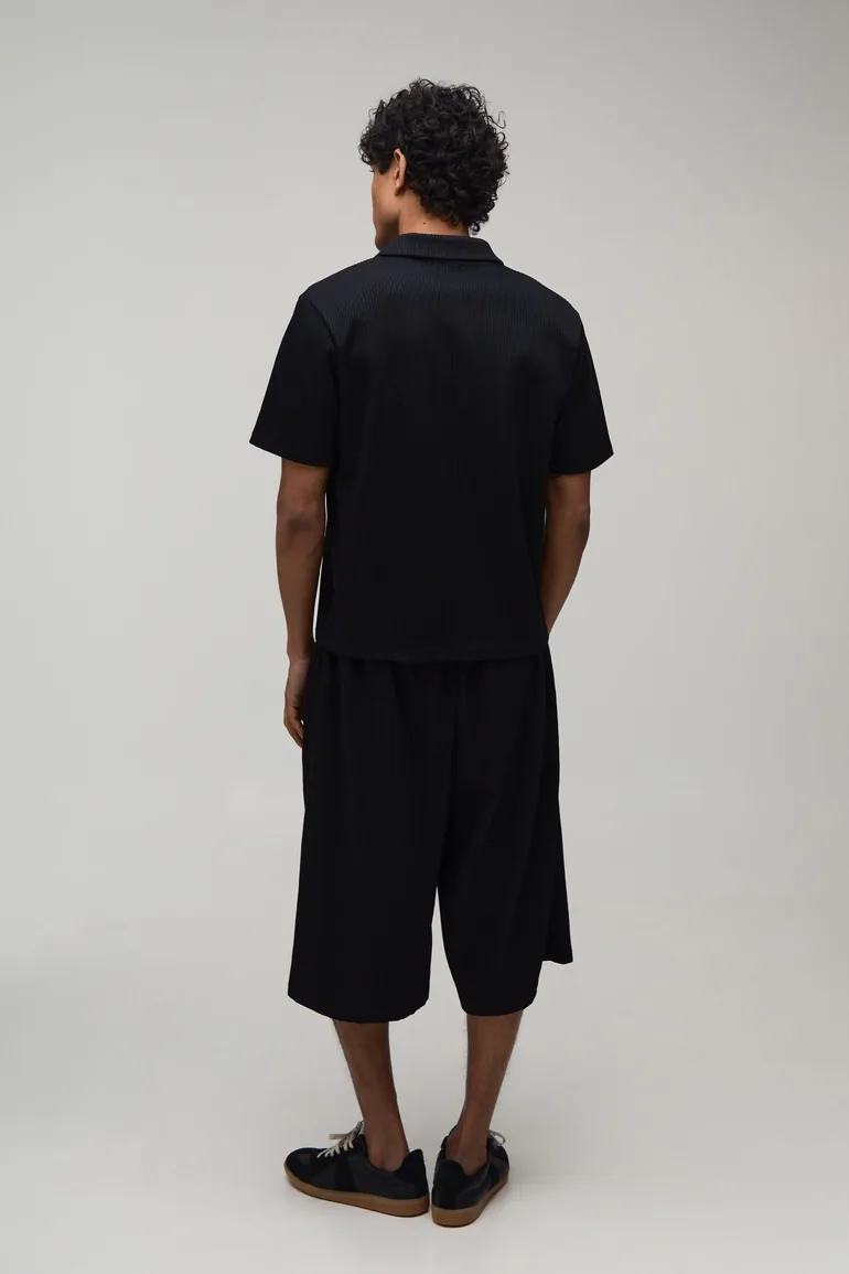 Boxy Pleated Revere Polo & Bermuda Short Set - black - 1