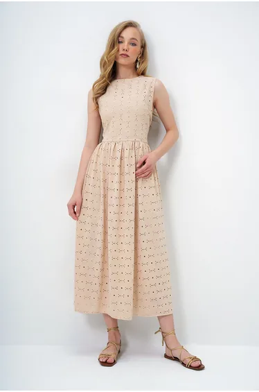 Women's Beige Hidden Zipper Sleeveless Premium Guipure Dress