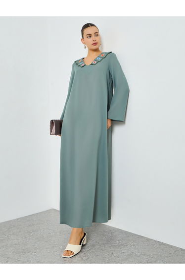 Green Floral Embroidered A-Line Jalabiya