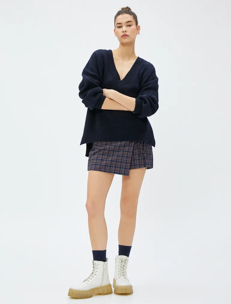 Long Sleeve Knitted V Neck Sweater