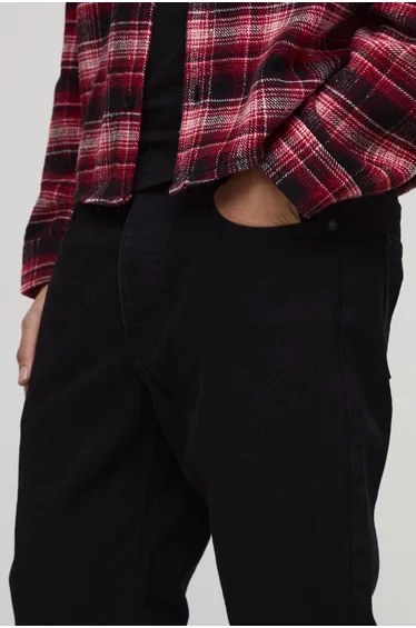 بنطلون جينز بقصة ضيقة - أسود