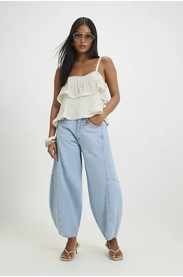 Petite Soft Barrel Leg Jeans