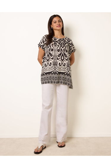 Round Neck Top With Abstract Print
