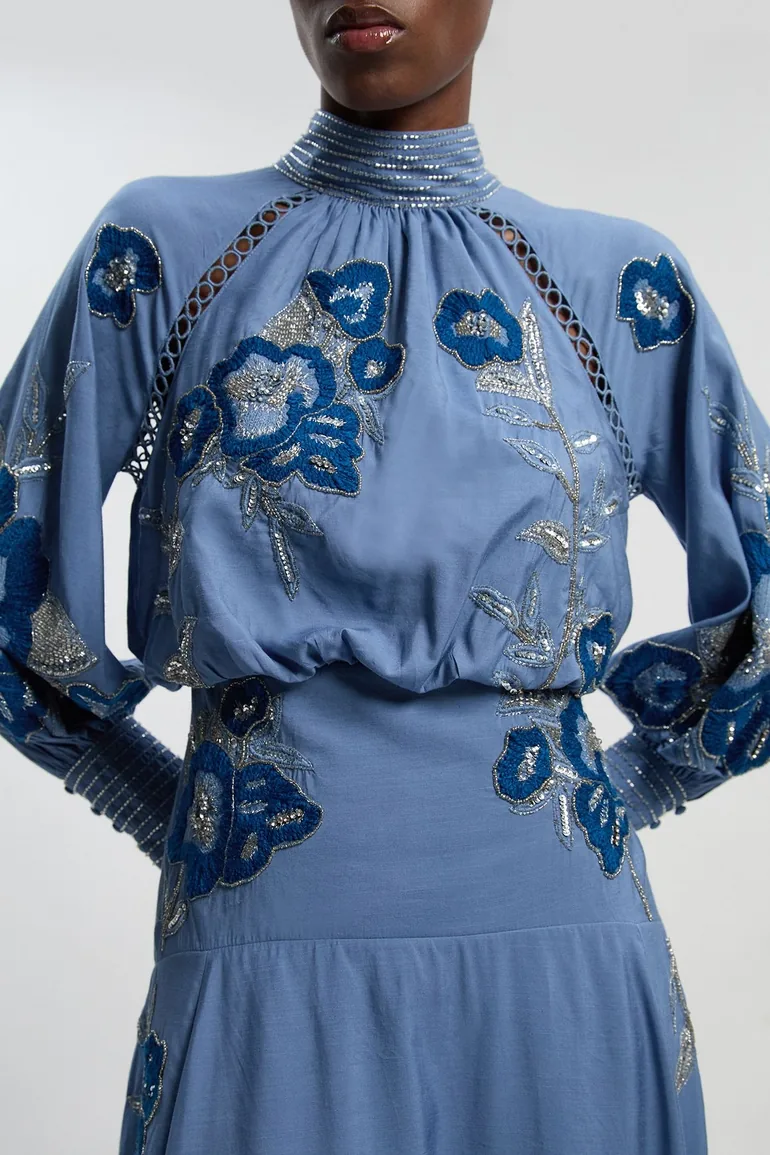 Petite Balloon Sleeve Embroidered And Beaded Woven Maxi Dress Karen Millen  : Dresses : VogaCloset Oman