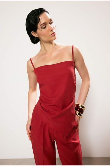 Red Back Tie Detailed Woven Blouse