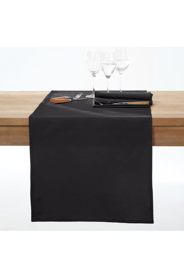 Scenario Table Runner with Anti-Stain Treatment