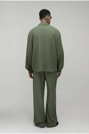 قميص كتان بتصميم واسع بأكمام طويلة - أخضر