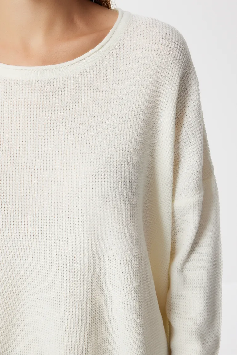 Women's Bone Basic Knit Sweater - 3