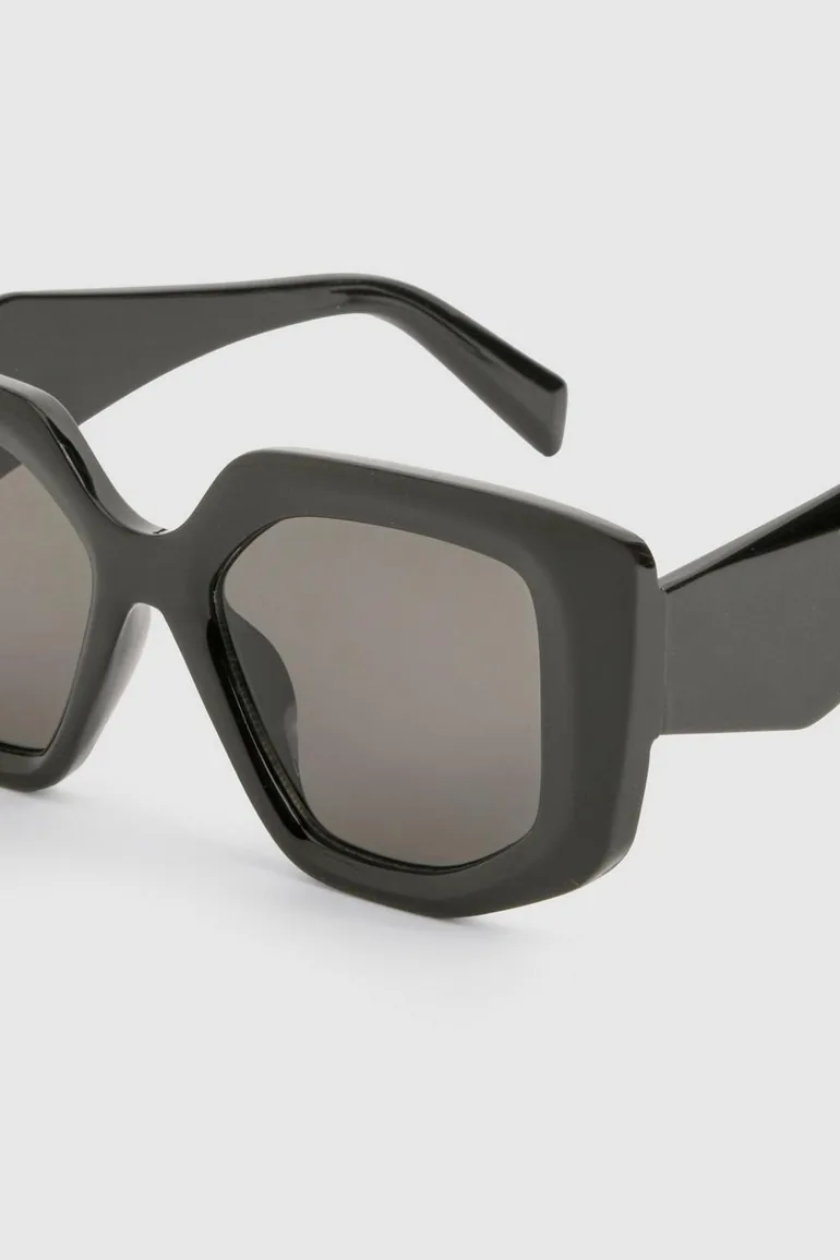 Black Frame Oversized Sunglasses - black - 2