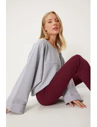 Women's Gray Wide Sleeve Oversize Knitted Sweatshirt - 1