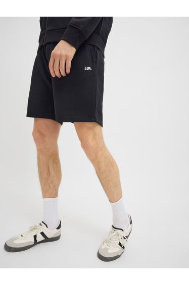 Solid Mid Rise Regular Fit Shorts