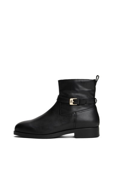 Th Buckle Riding Leather Bootie Black