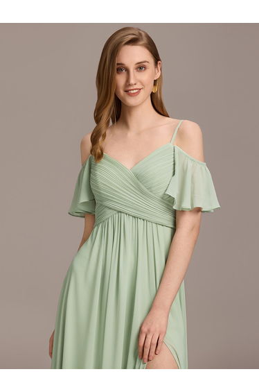 ever GRACIE|Off-Shoulder Ruched High Split Bridesmaid Dress