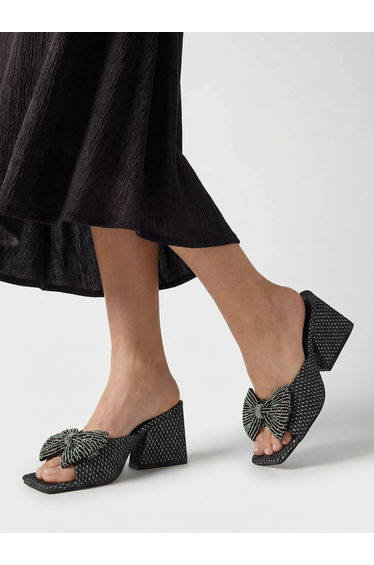 Women Black Embellished Block Heel Sandals