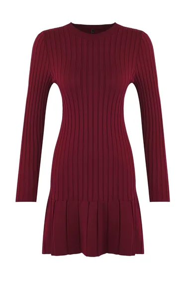 فستان محبوك بكسرات - أحمر