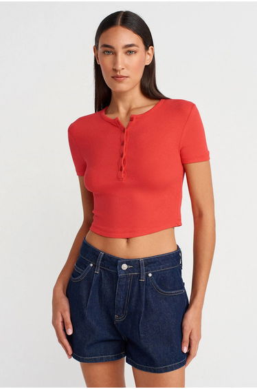 Dilvin Slim Fit Crop Blouse With Buttons