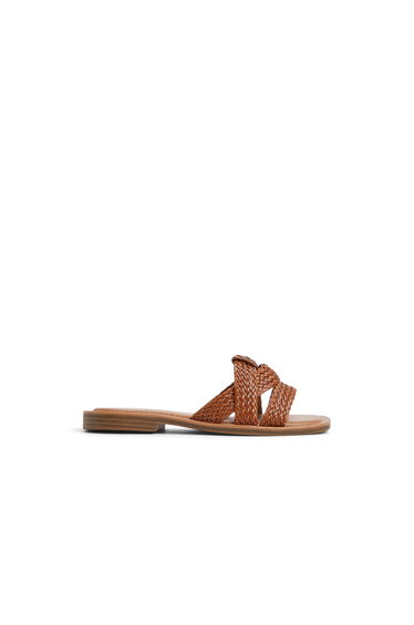 Paullah / Flat Sandals