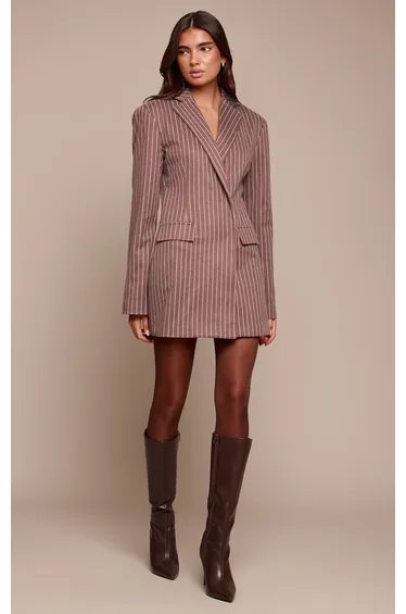 فستان بليزر مخطط بأكمام طويلة - بني