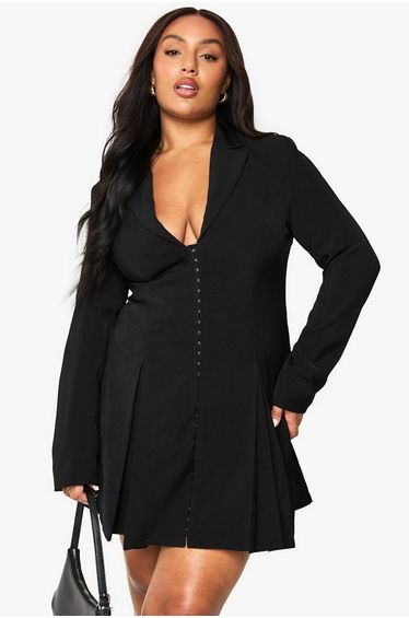 Plus Tailored Hook & Eye Detail Cinched Waist Blazer dress - black product thumbnail 2