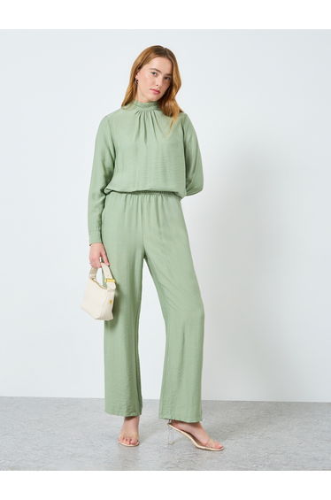 Women Solid High Neck Top and Pants Co-Ords