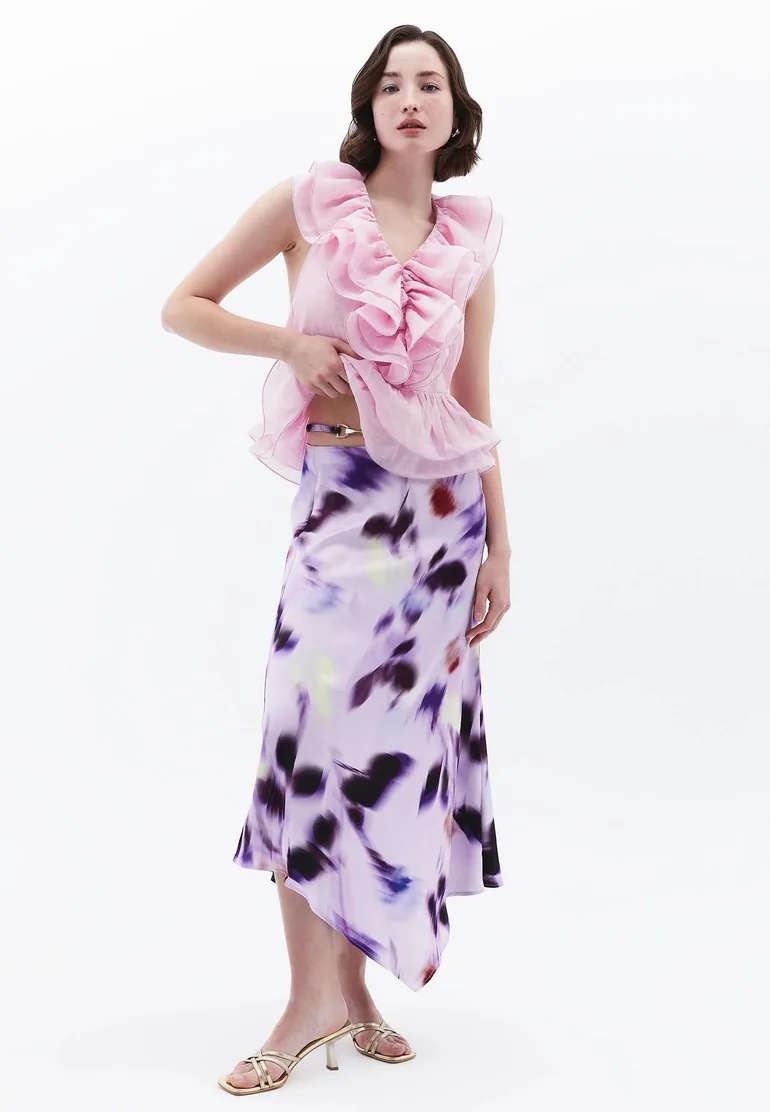 High Waist Long Skirt With Asymmetric Buckle Detail - BLUR COMB