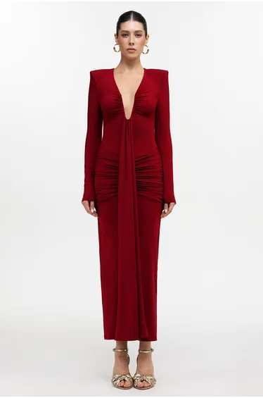 فستان ماكسي محبوك مزموم بأكمام طويلة