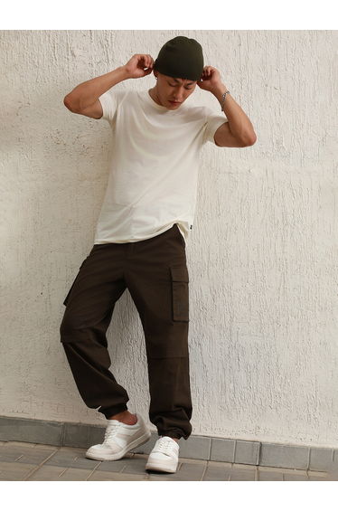 Mid Rise Relaxed Fit Cuffed Cargo Pants