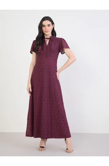 فستان ميدي دانتيل بربطة ياقة - أحمر