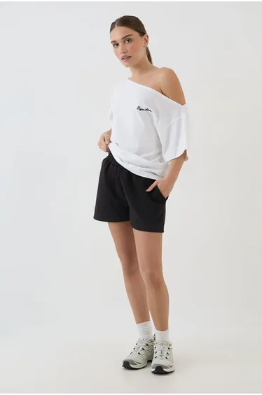 DSGN Studio Script Off The Shoulder T-Shirt - white
