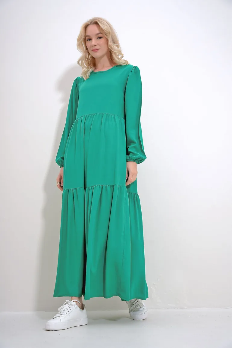 Women's Green Boat Neck Balloon Sleeve Layered Flounced Waist Belted Woven  Viscose Dress Trendyol Green : Day Dresses : VogaCloset Oman