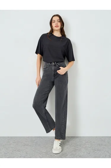 Women High Rise Barrel Fit Jeans