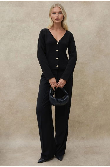 Fitted V-neck Button Cardigan