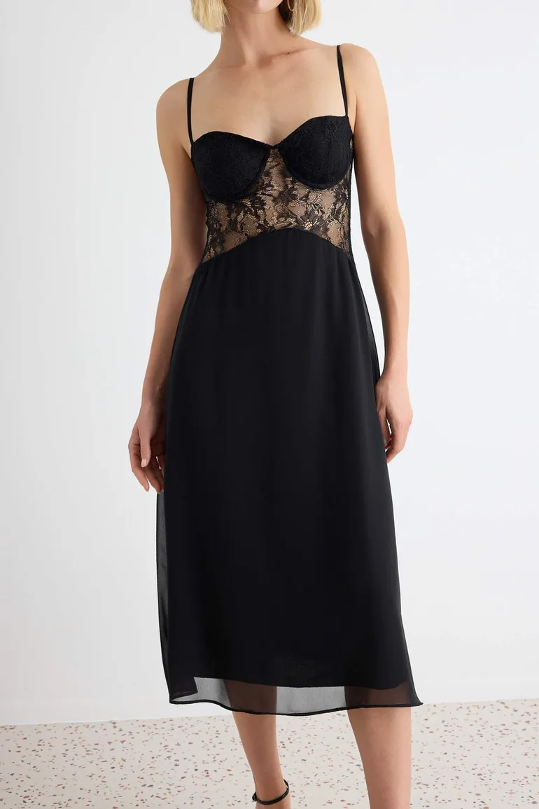 Black Heart Collar Carrot/Shalwar Maxi Knitted Dress - 2