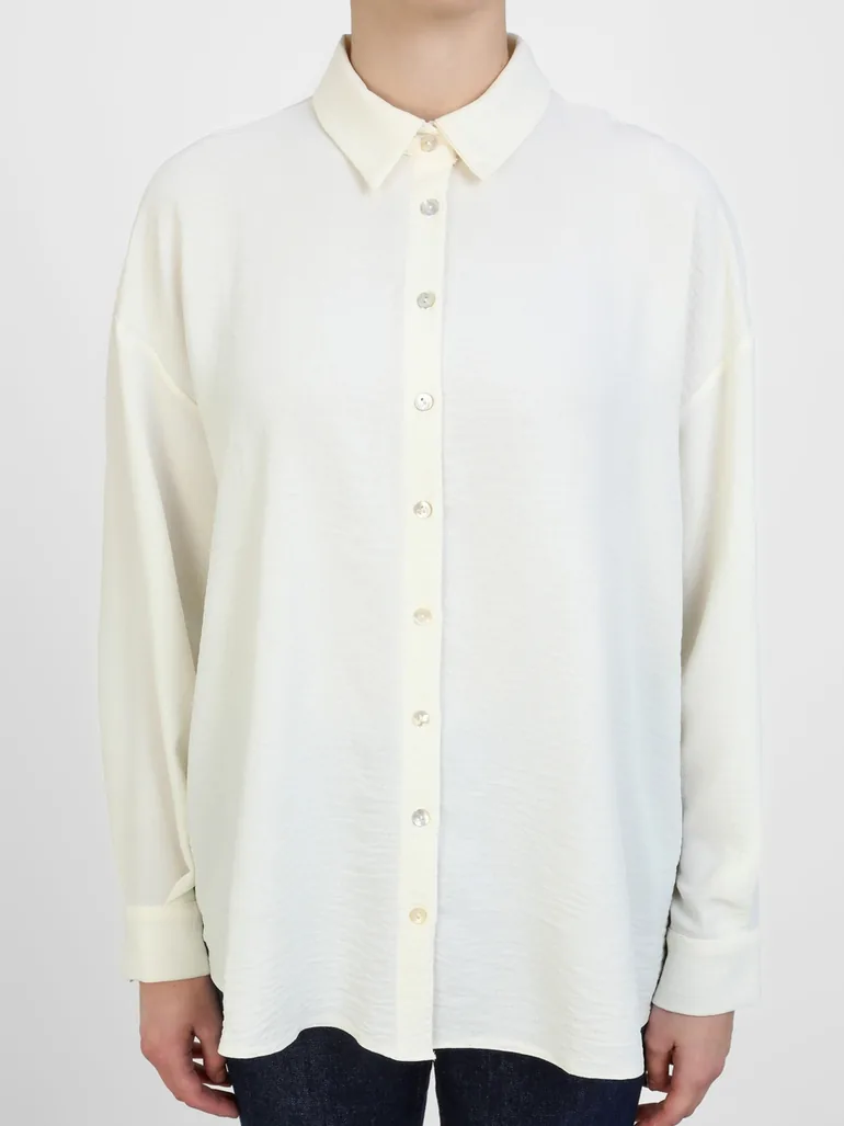 Solid Relaxed Fit Buttoned Shirt - 2