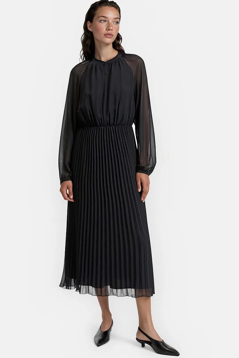Long Pleated Crew Neck Maxi Dress with Long Sleeves