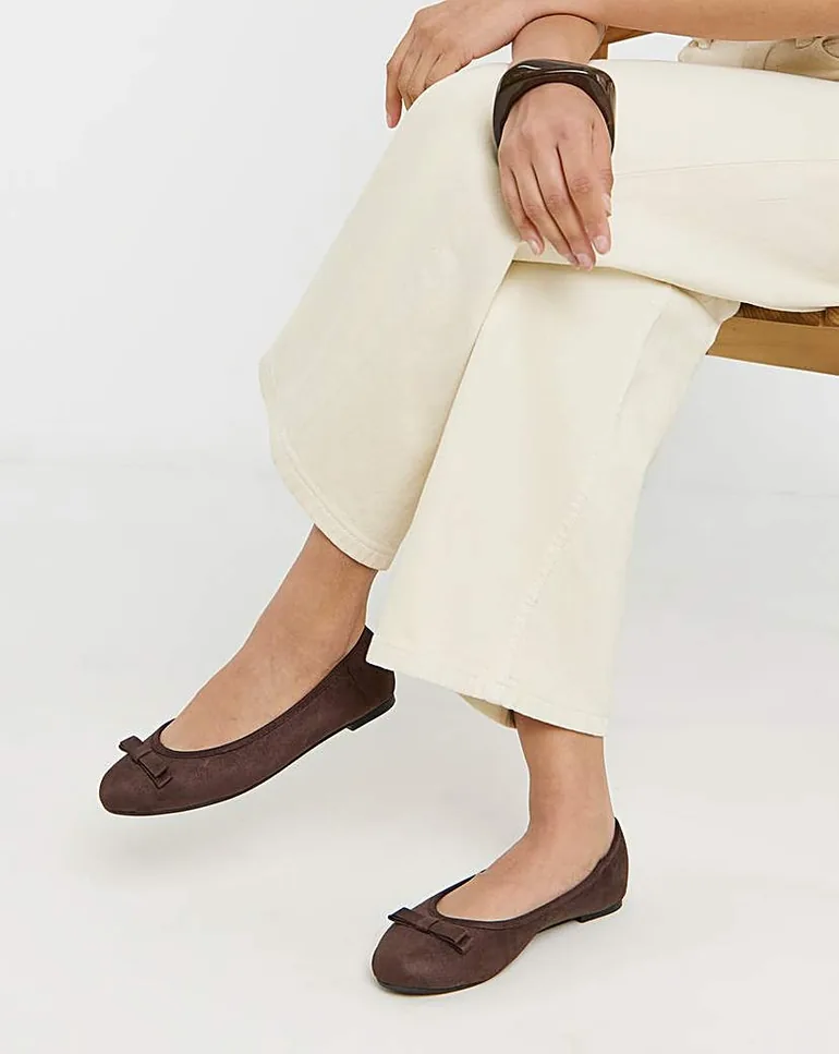Classic Ballerina Bow Shoe Extra Wide