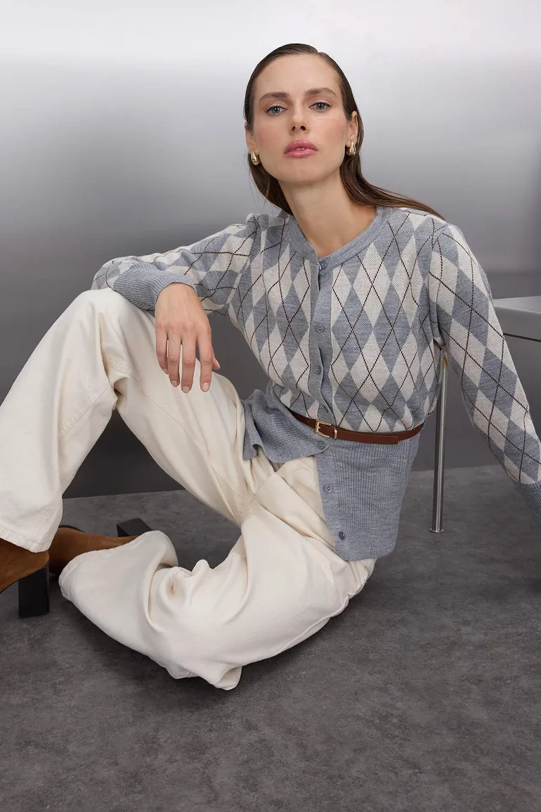 Gray Diamond Belted Knitwear Cardigan - 3