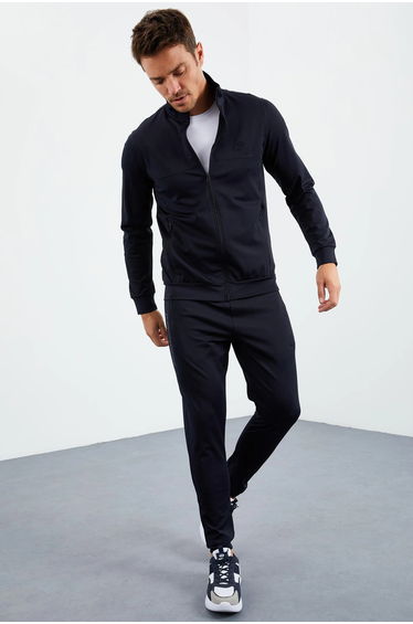 TOMMY Men's Scuba Knit Sweatshirt And Pants Set