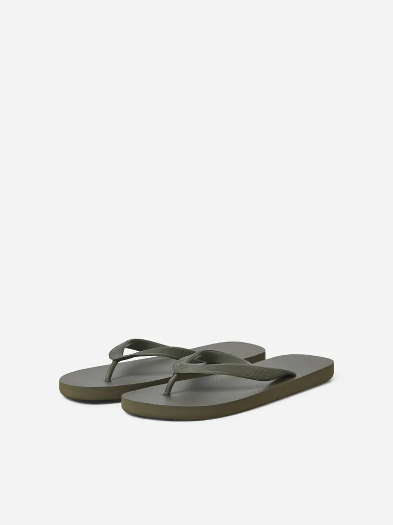 Solid Flip Flops - 3