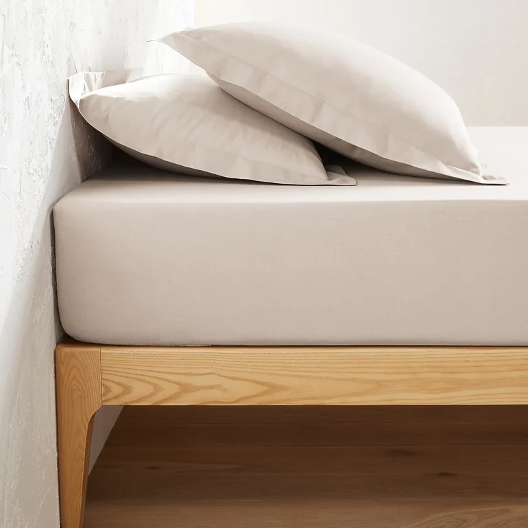 Scenario Plain Polycotton Fitted Sheet - 1