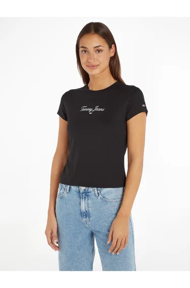 تيشيرت بطبعة شعار