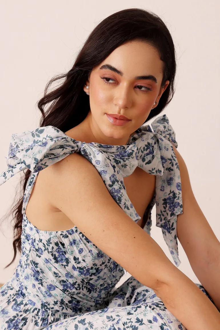 Ollie Cotton Midi Dress in Blue White Floral - 6