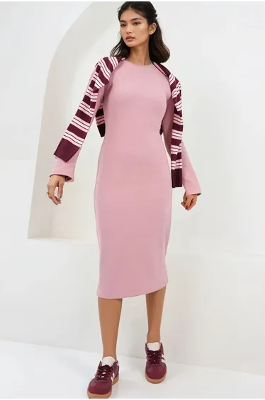 Powder Pink Crew Neck Midi Length Knitted Dress