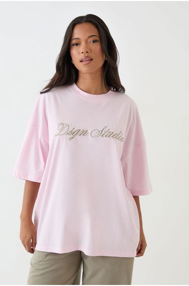 DSGN Studio Script Embroidered Oversized T-Shirt - pink