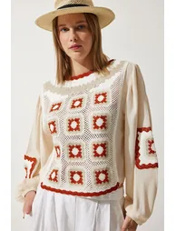 Women's Cream Embroidered Woven Blouse - 2